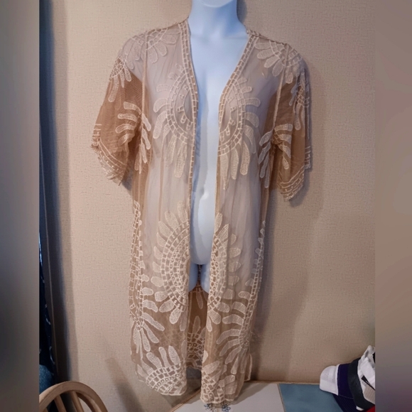 Rebellion Beige Lace Cover-Up Size L - Picture 1 of 4